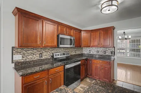 2489 Hattington Drive Clarksville TN 37042
