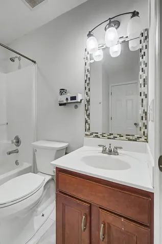 2489 Hattington Drive Clarksville TN 37042