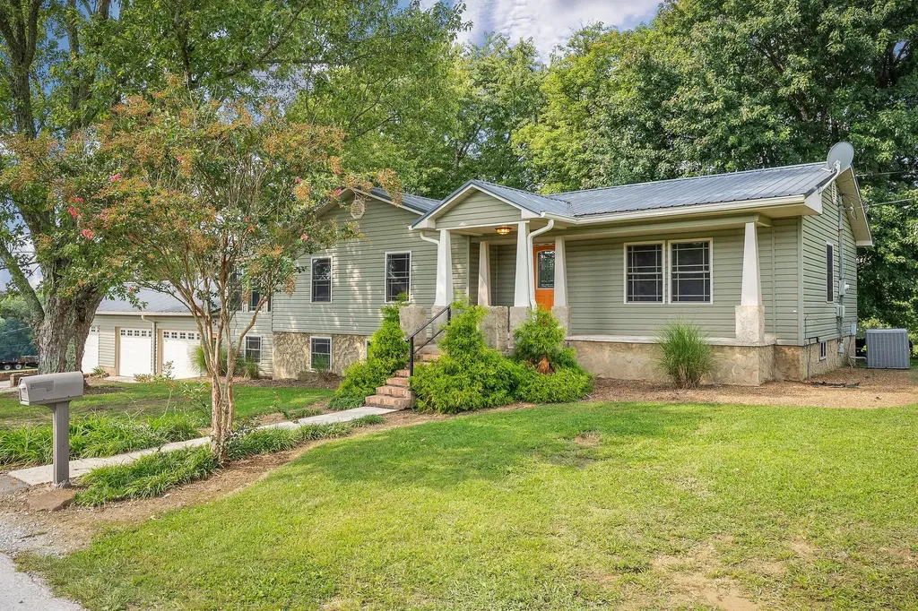 571 Larry Davis Street Spencer TN 38585