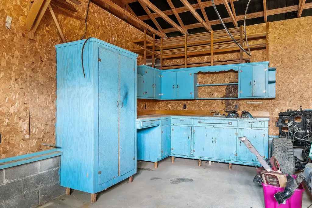 571 Larry Davis Street Spencer TN 38585