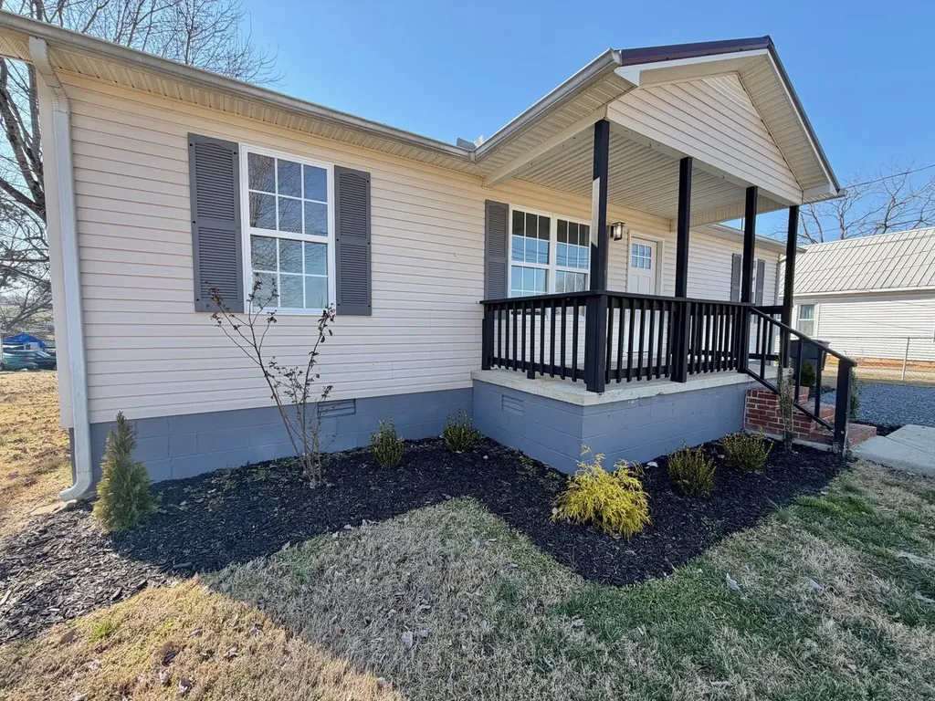 203 Bell Street Mcminnville TN 37110