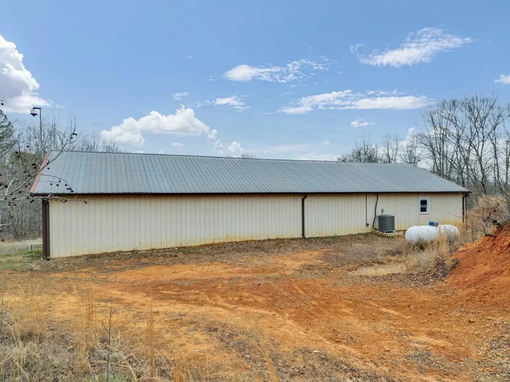 233 Macarthur Lane Walling TN 38587