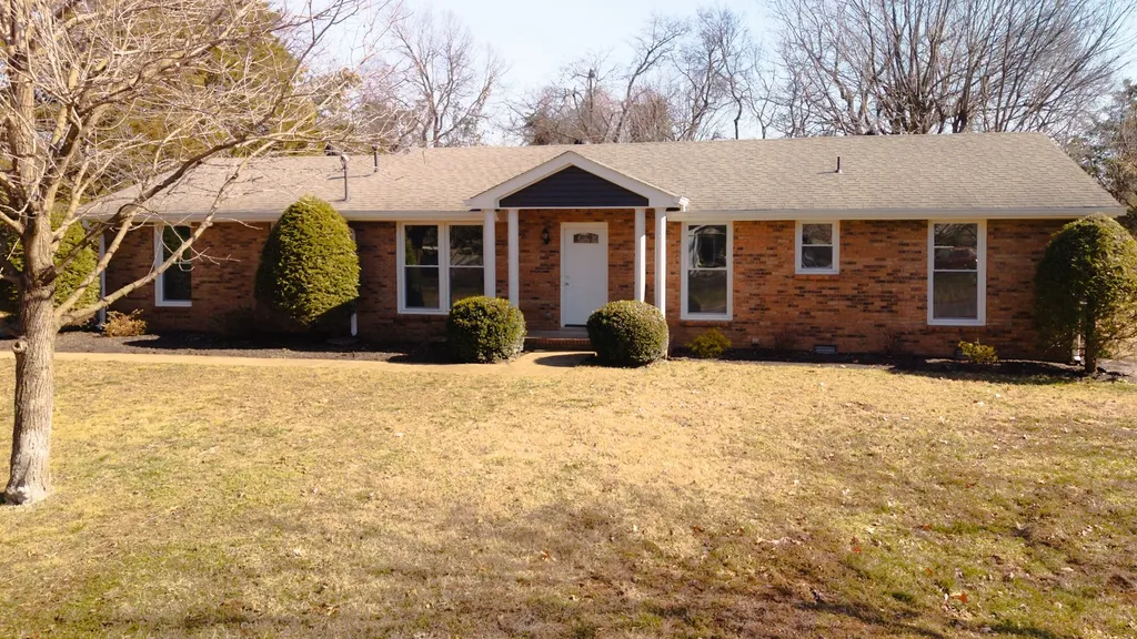 135 Dana Drive Hendersonville TN 37075