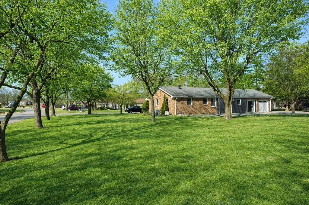 135 Dana Drive Hendersonville TN 37075