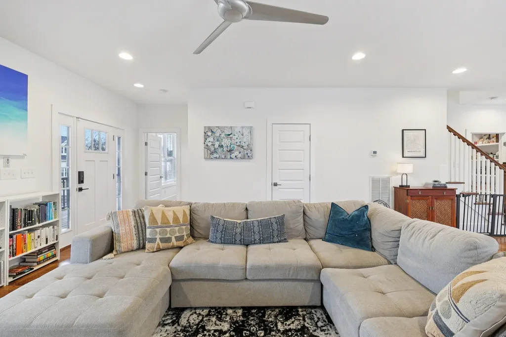 1908 12th Ave, N Nashville TN 37208
