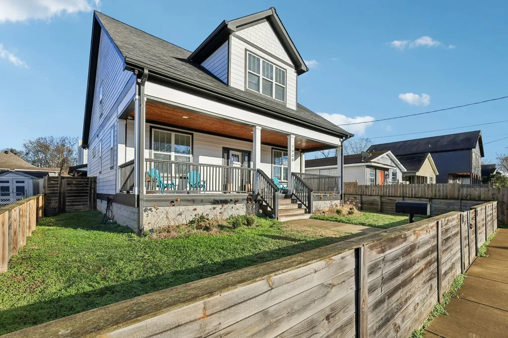 1908 12th Ave, N Nashville TN 37208