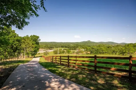 7588 John Bragg Highway Murfreesboro TN 37127