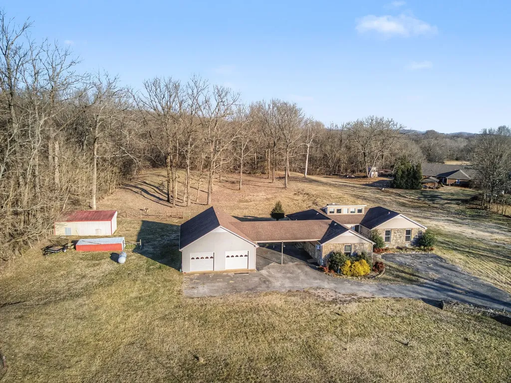 634 Still Pond Road Columbia TN 38401