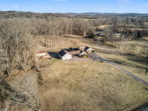 634 Still Pond Road Columbia TN 38401