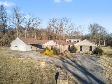 634 Still Pond Road Columbia TN 38401