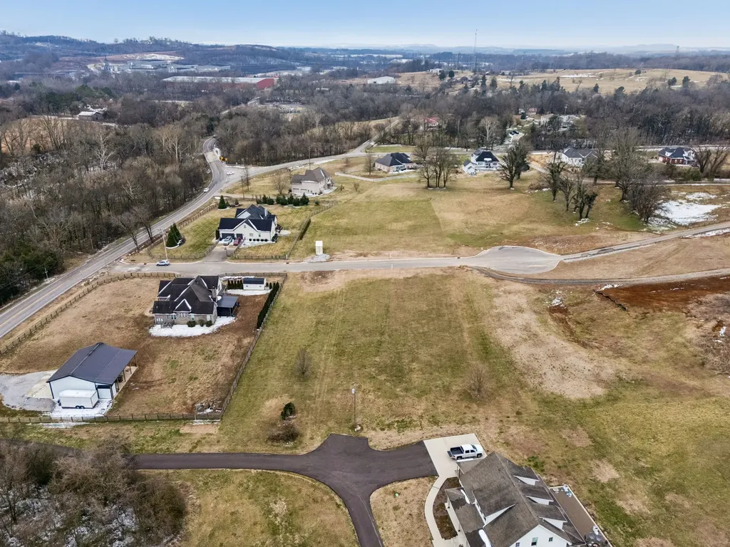 102 Heirloom Lane Columbia TN 38401