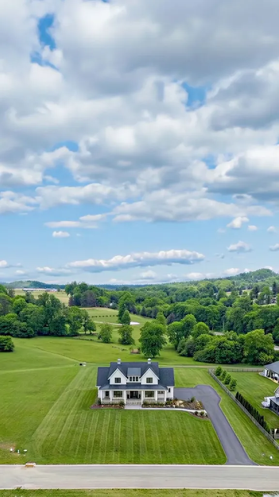 102 Heirloom Lane Columbia TN 38401