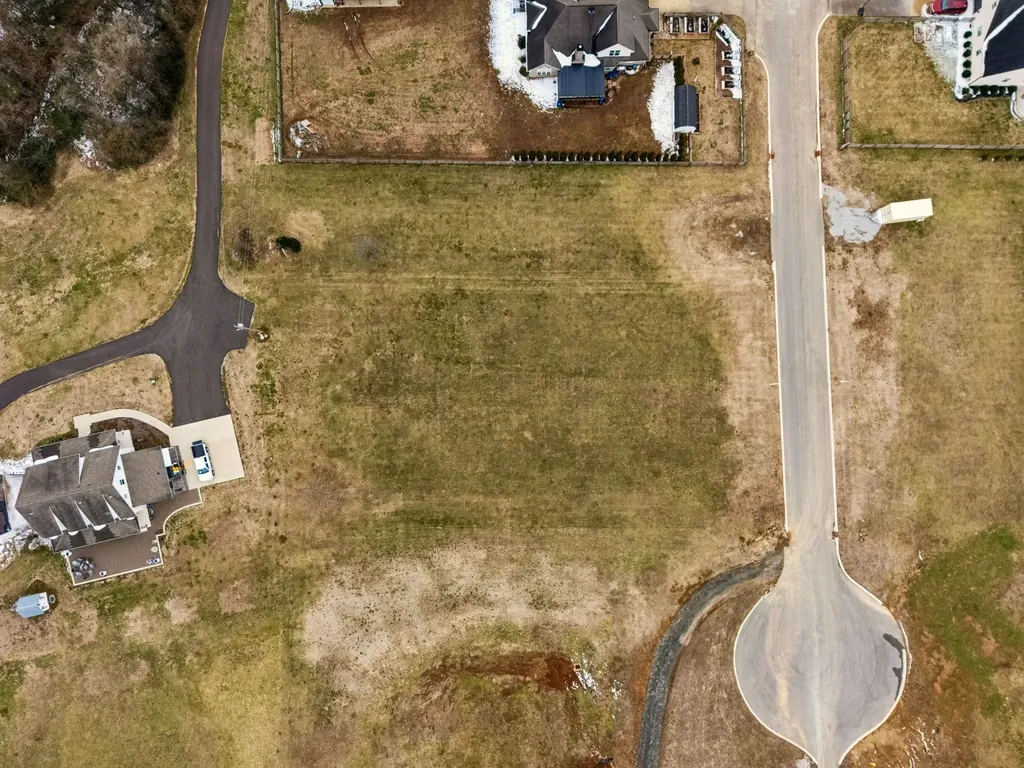 102 Heirloom Lane Columbia TN 38401