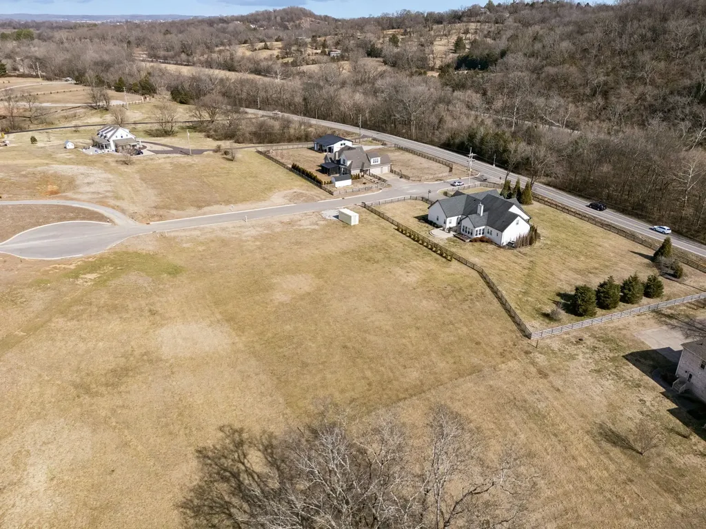 103 Heirloom Lane Columbia TN 38401