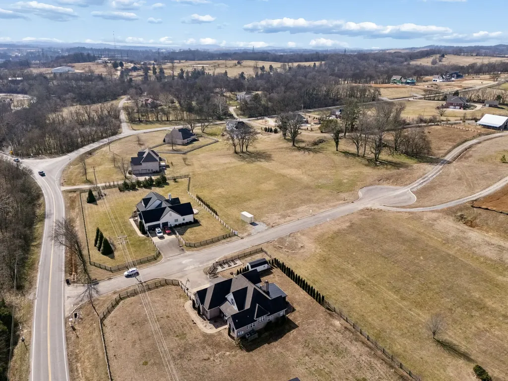 103 Heirloom Lane Columbia TN 38401
