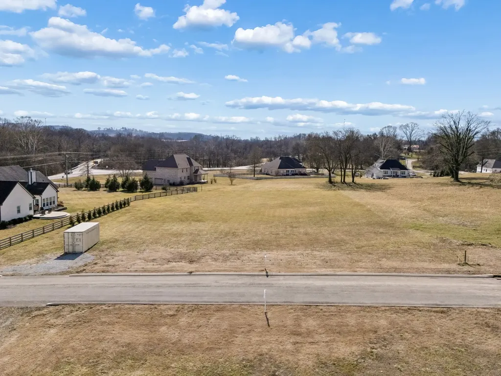 103 Heirloom Lane Columbia TN 38401