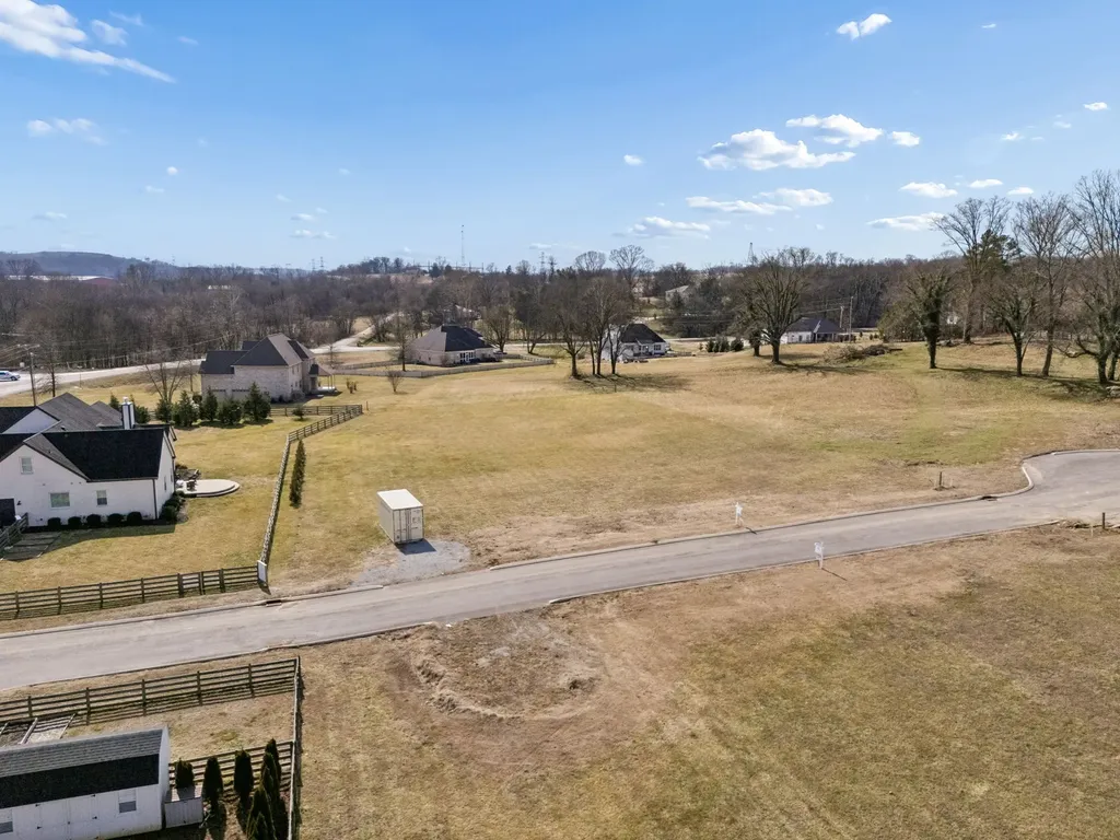 103 Heirloom Lane Columbia TN 38401
