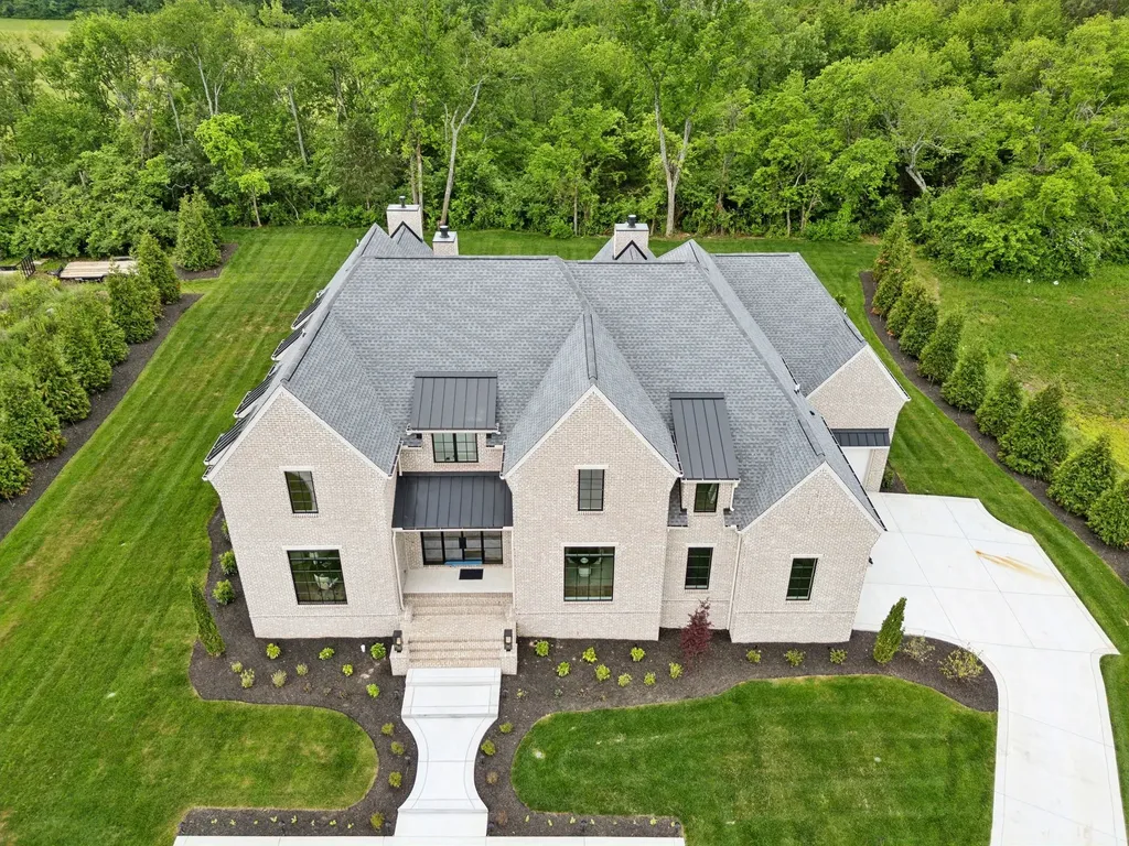 8901 Palmer Way Brentwood TN 37027