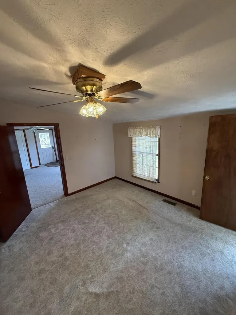 115 Lake Shore Drive Pikeville TN 37367