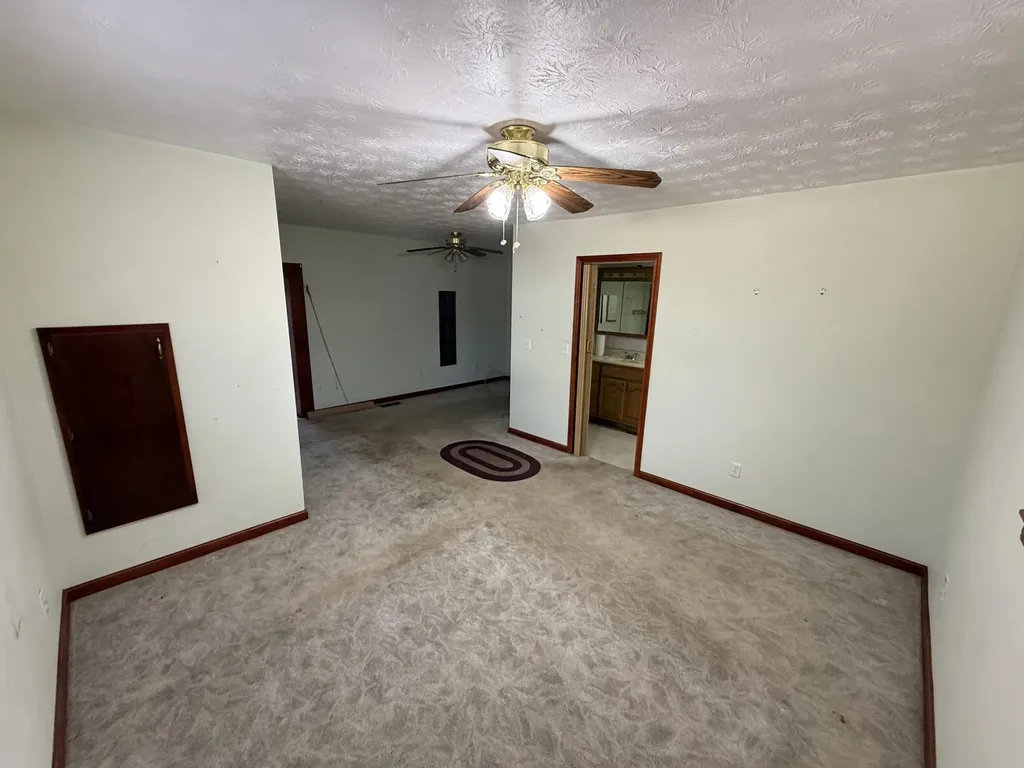 115 Lake Shore Drive Pikeville TN 37367