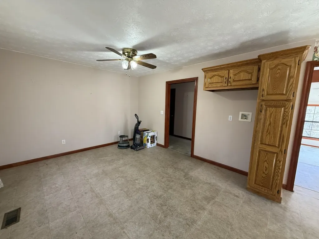 115 Lake Shore Drive Pikeville TN 37367