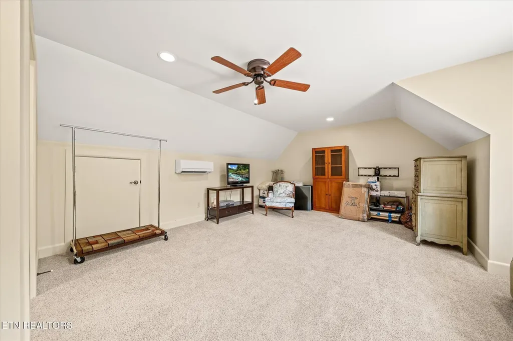 61 Bluff View Court Crossville TN 38558
