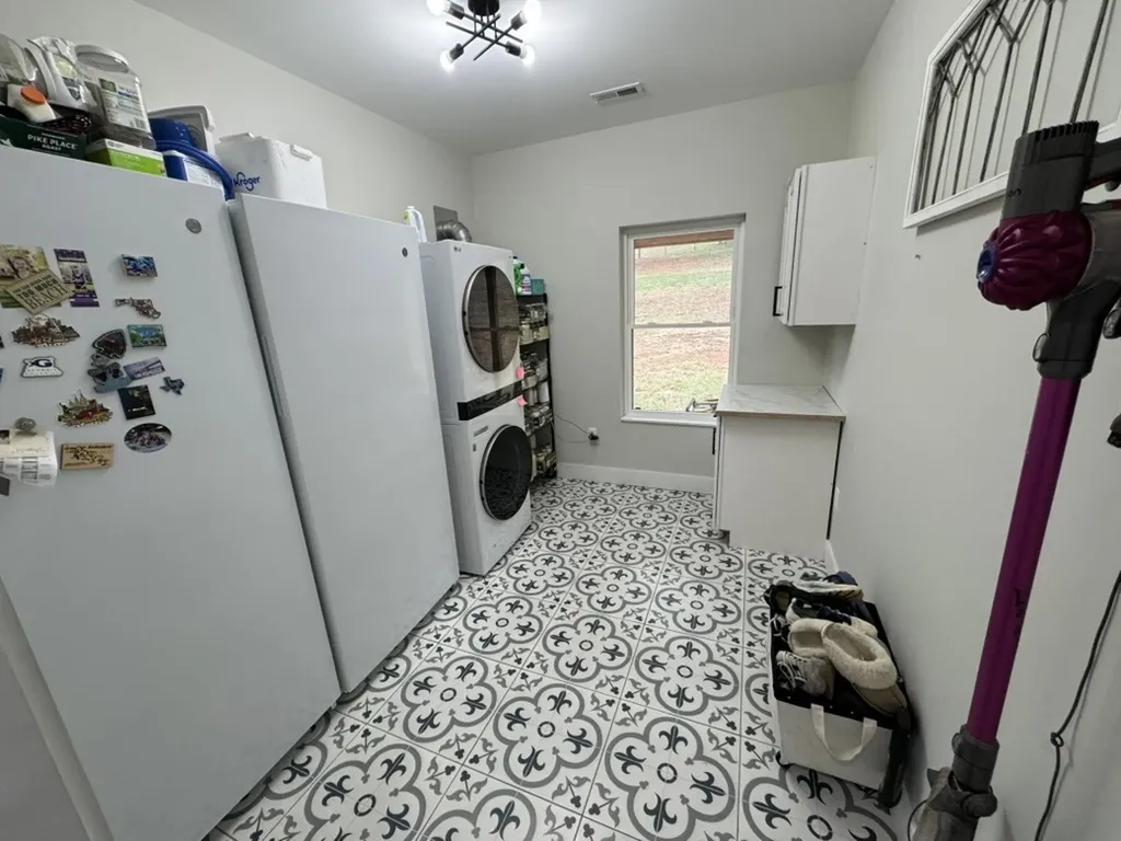 767 Potter Road Dickson TN 37055