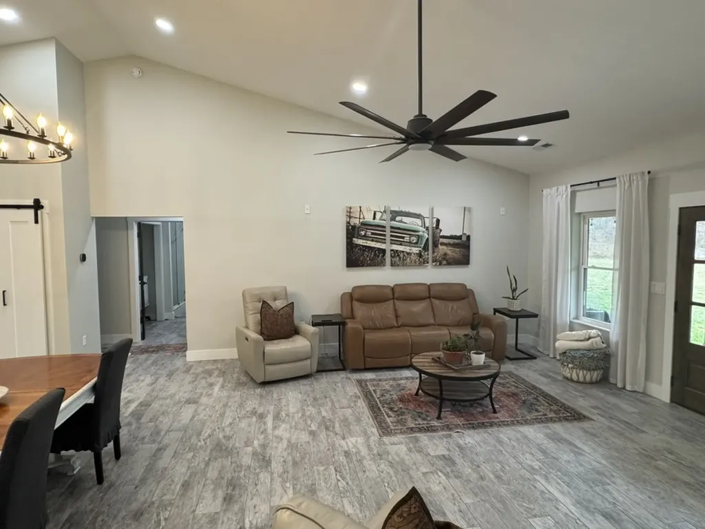 767 Potter Road Dickson TN 37055