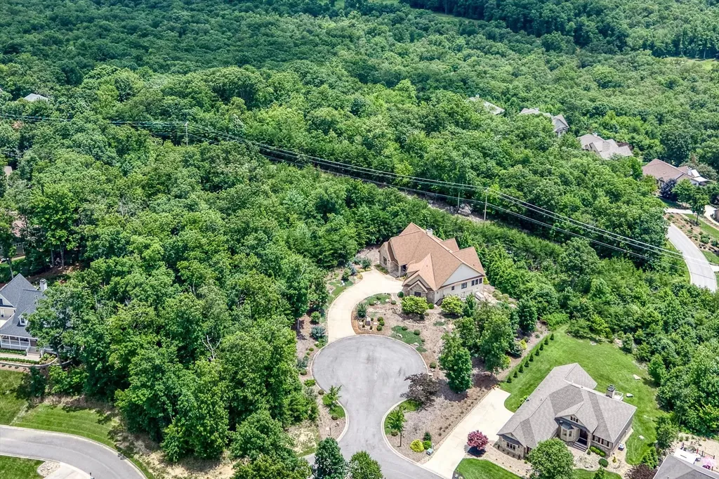 61 Bluff View Court Crossville TN 38558