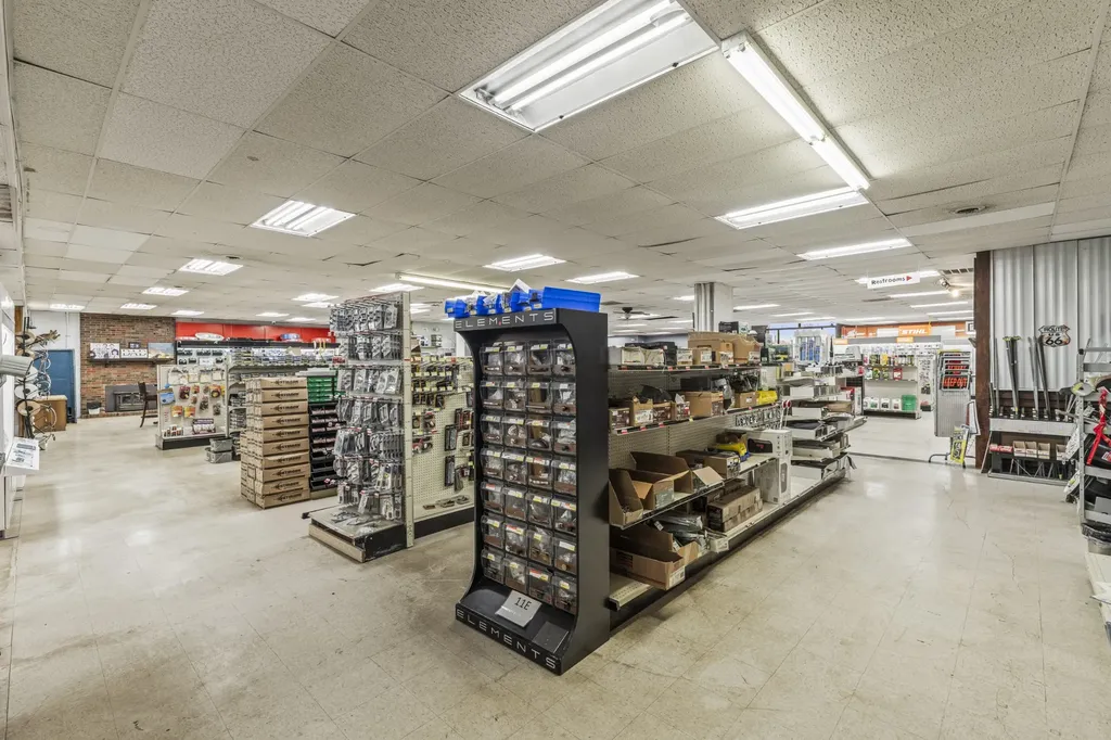 1100 Winchester Highway Fayetteville TN 37334