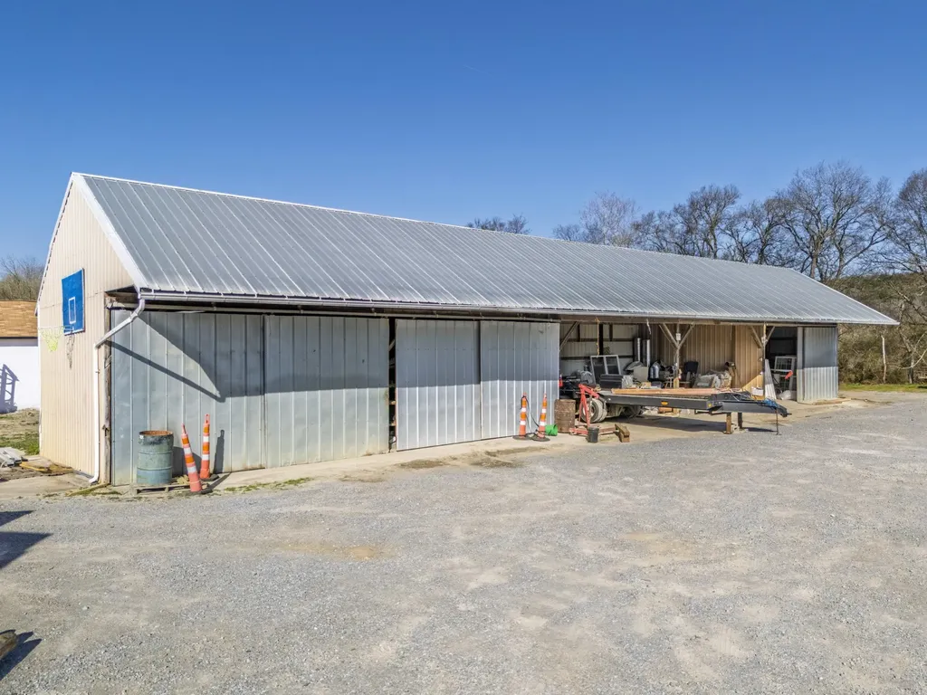 1100 Winchester Highway Fayetteville TN 37334