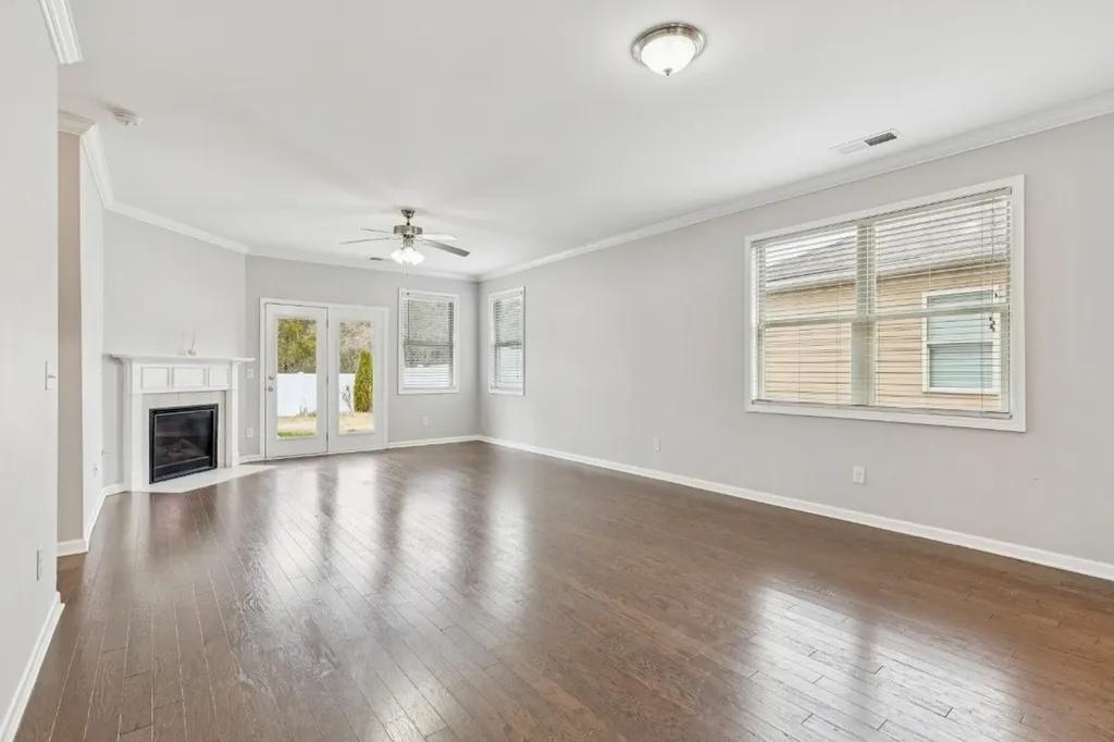 945 Manson Crossing Drive Murfreesboro TN 37128