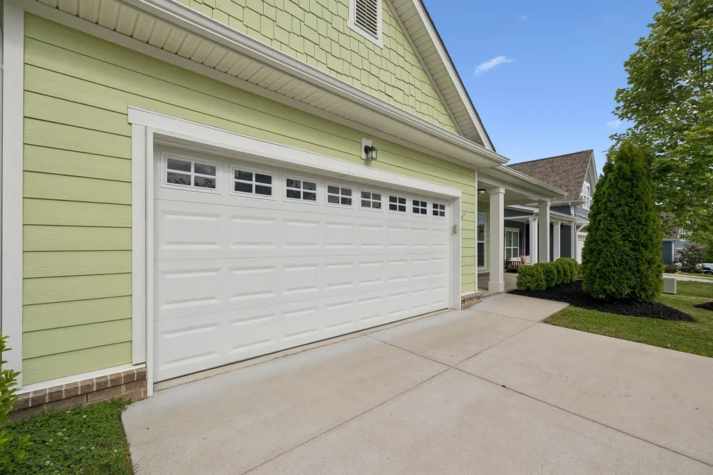 220 Hermitage Point Drive Hermitage TN 37076