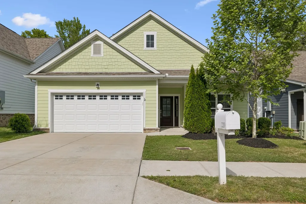 220 Hermitage Point Drive Hermitage TN 37076