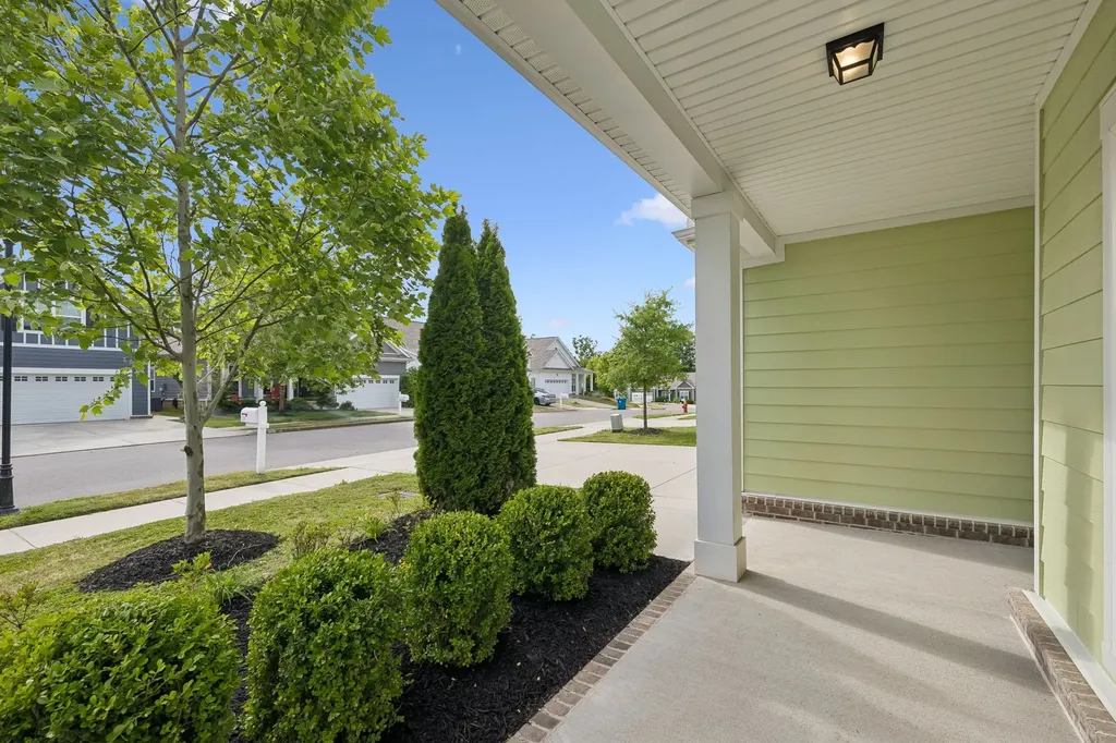 220 Hermitage Point Drive Hermitage TN 37076