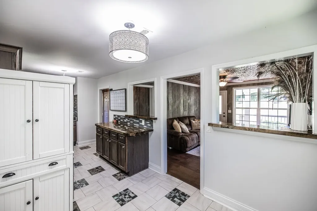 907 N Graycroft Avenue Madison TN 37115
