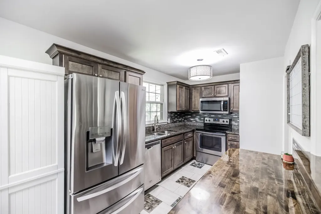 907 N Graycroft Avenue Madison TN 37115