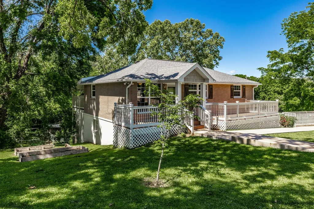 907 N Graycroft Avenue Madison TN 37115