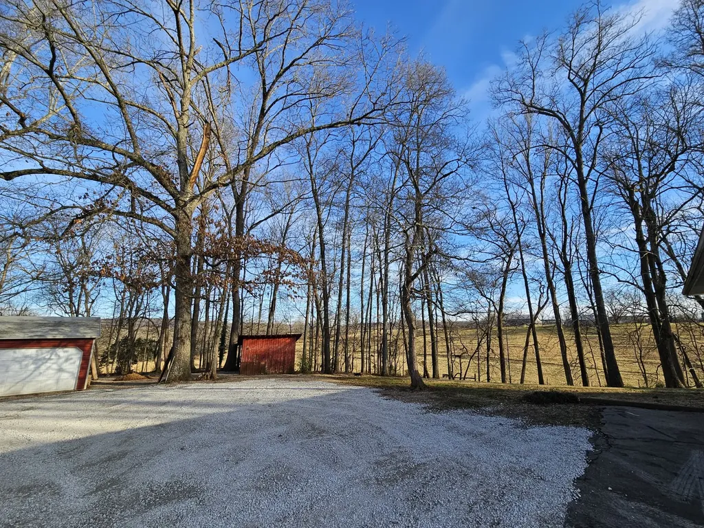 1477 Mcminnville Highway Sparta TN 38583
