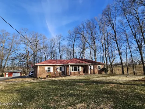 1477 Mcminnville Highway Sparta TN 38583