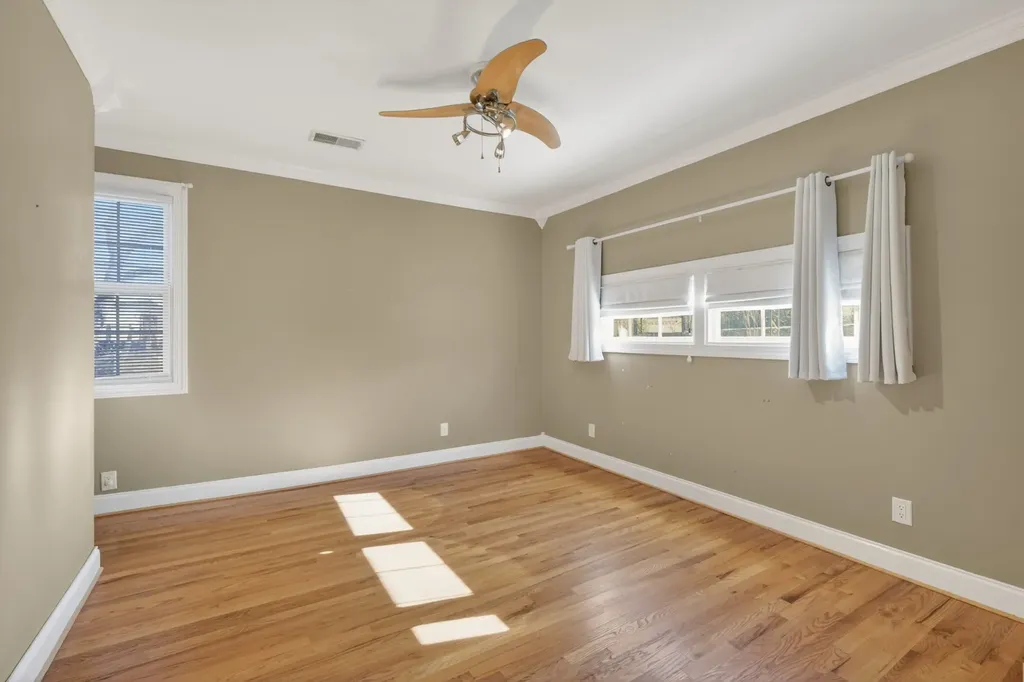 2319 Mcgavock Pike Nashville TN 37216