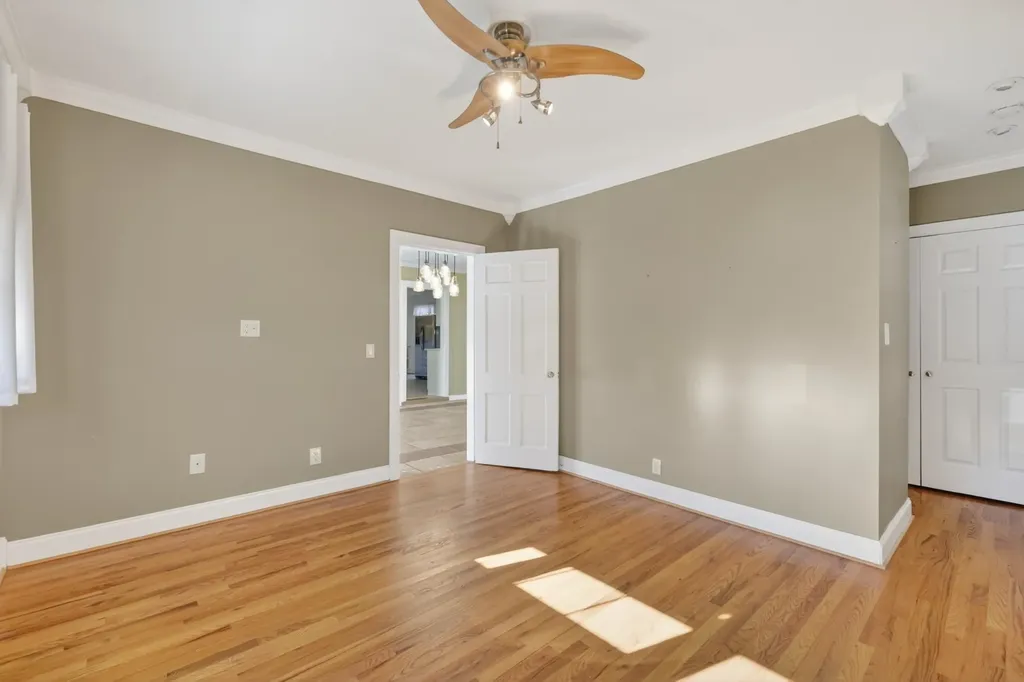 2319 Mcgavock Pike Nashville TN 37216