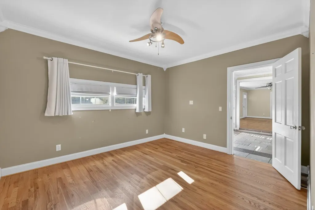 2319 Mcgavock Pike Nashville TN 37216