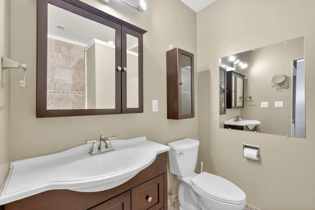 2319 Mcgavock Pike Nashville TN 37216