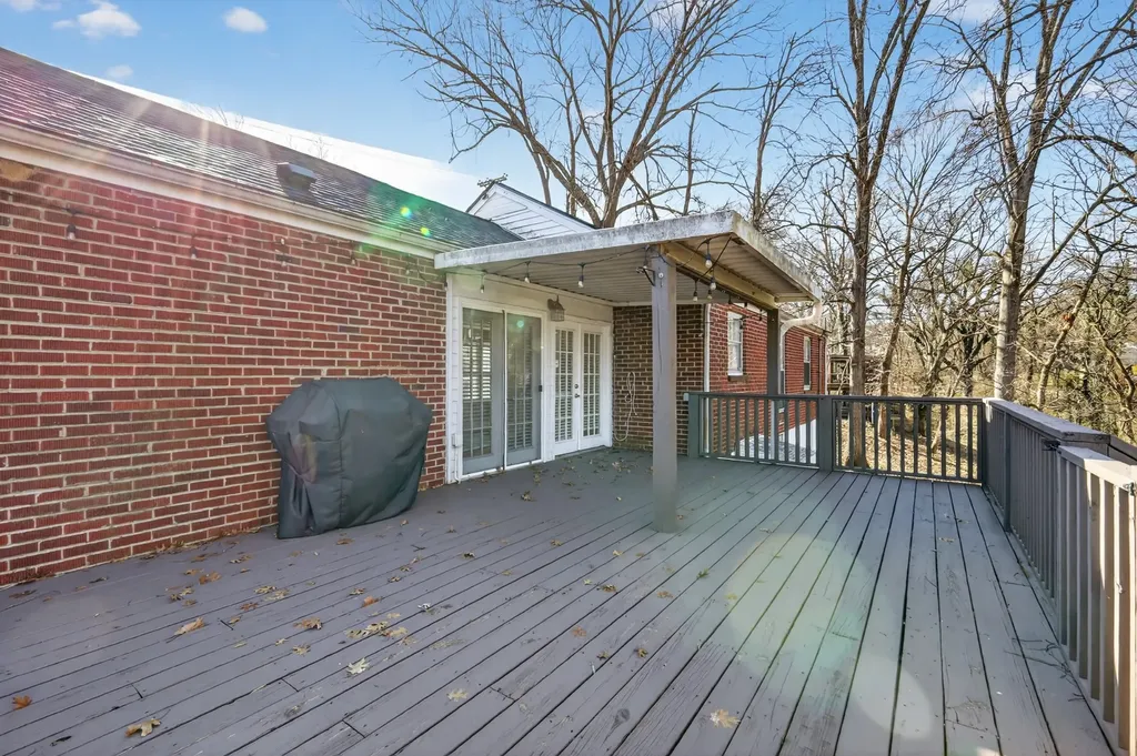 2319 Mcgavock Pike Nashville TN 37216
