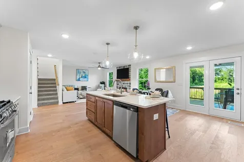1596 Collins View Way Clarksville TN 37043