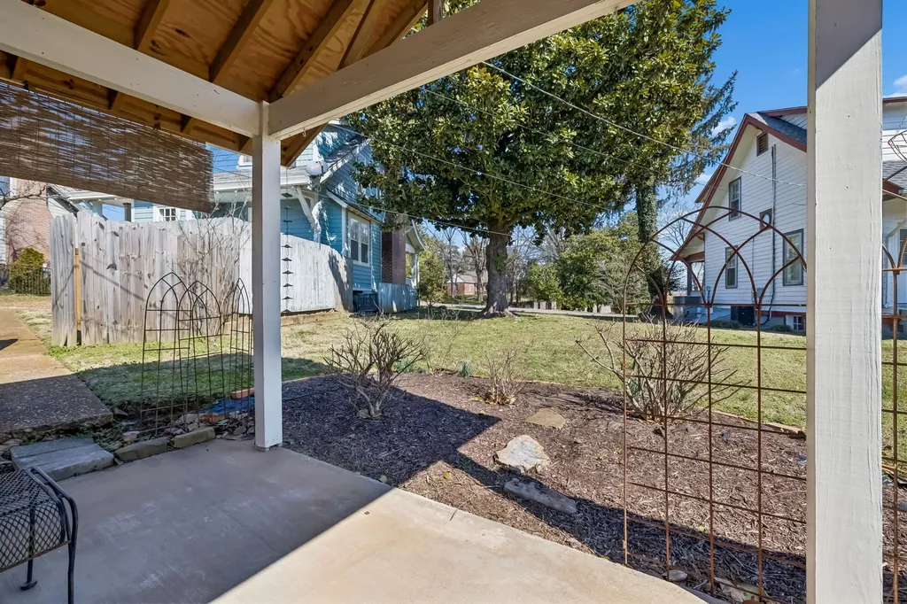 1302 Riverside Road Old Hickory TN 37138