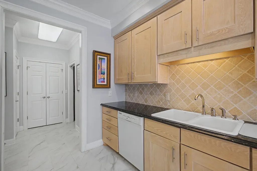 2814B White Oak Drive Nashville TN 37215