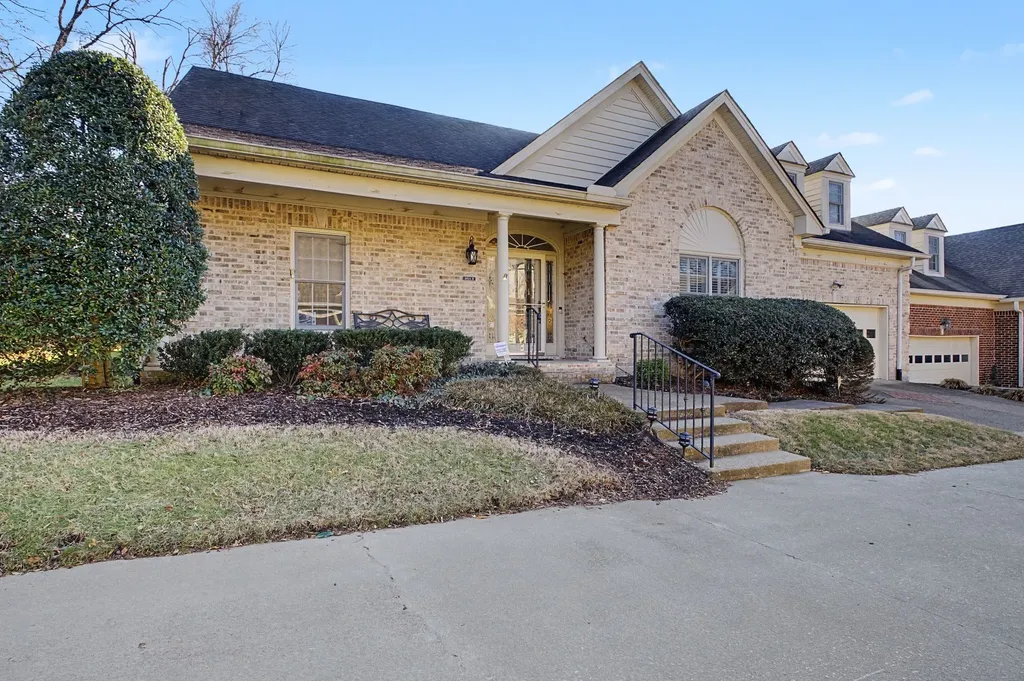 2814B White Oak Drive Nashville TN 37215