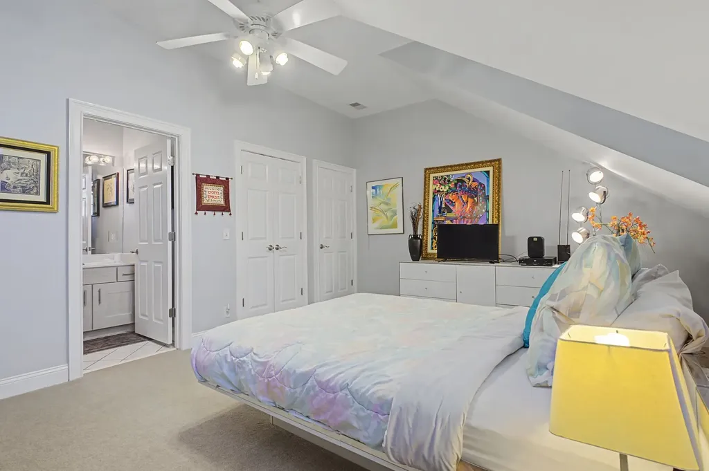 2814B White Oak Drive Nashville TN 37215